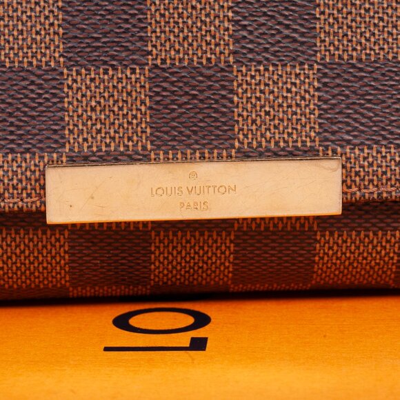 Authentic Louis Vuitton Favorite MM Damier Ebene Crossbody Bag - Picture 4 of 10